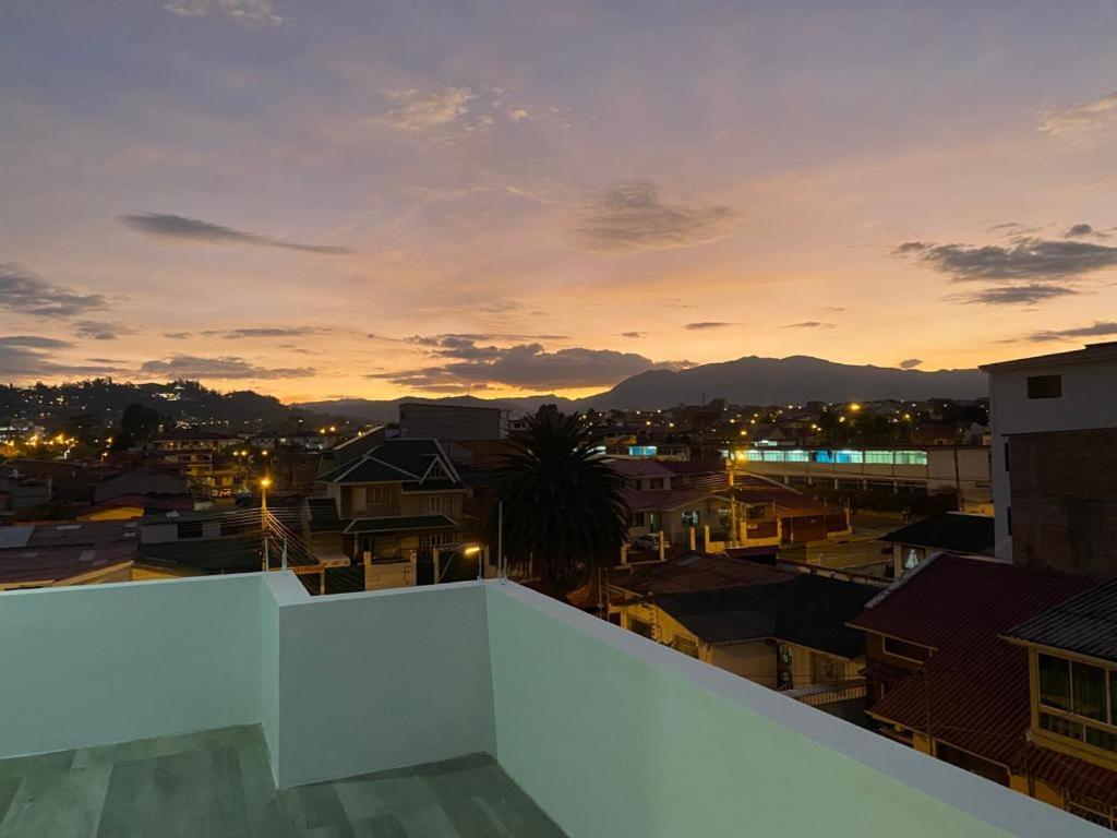 Апартаменти Lindo Departamento Con Vista Increible A Куенка Екстер'єр фото